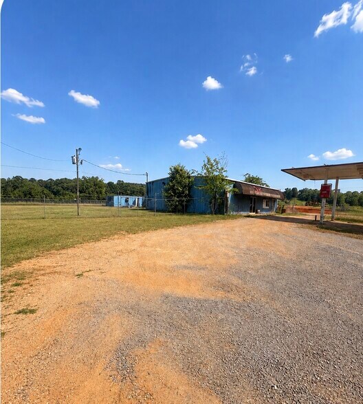 24546 AL Highway 14, Aliceville, AL à vendre - Photo de l’immeuble – Image 1 sur 7