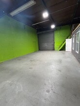 55 Central Ave, Farmingdale, NY à louer Photo intérieure– Image 2 sur 3