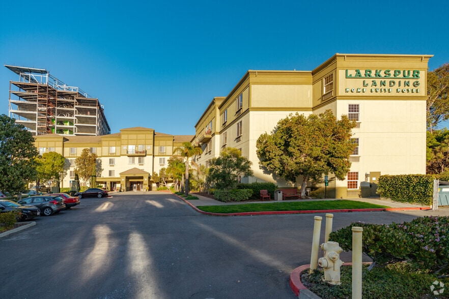 690 Gateway Blvd, South San Francisco, CA à vendre - Photo principale – Image 1 sur 5