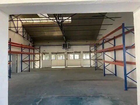 Plus de détails pour 6 Route De Levis Saint Nom, Coignières - Industriel/Logistique à louer