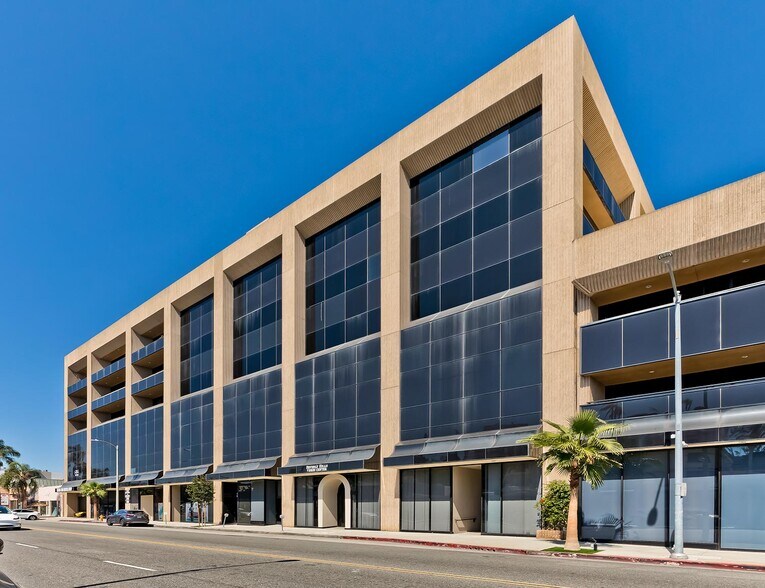 250 N Robertson Blvd, Beverly Hills, CA à louer - Photo de l’immeuble – Image 3 sur 5
