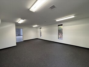 2730 Monterey St, Torrance, CA à louer Photo intérieure– Image 1 sur 2