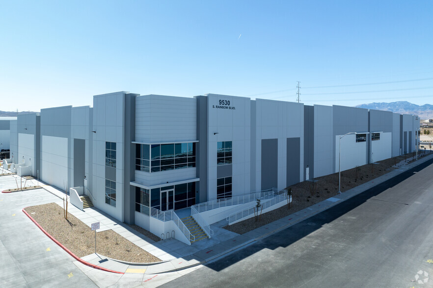 9530 S Rainbow Blvd, Las Vegas, NV à vendre - Photo principale – Image 1 sur 4
