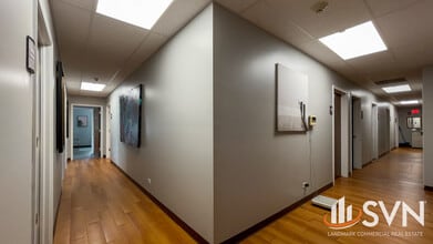 455 E Main St, Dundee, IL à louer Photo intérieure– Image 2 sur 7