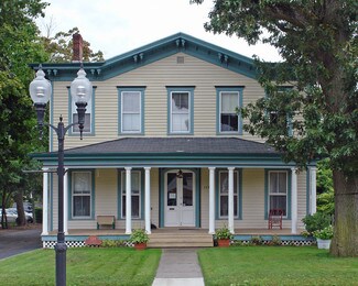 Plus de détails pour 139 N Ocean Ave, Patchogue, NY - Bureau, Local d'activités à louer
