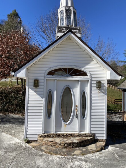 5058 Hwy 321, Blowing Rock, NC à vendre - Photo de l’immeuble – Image 2 sur 17