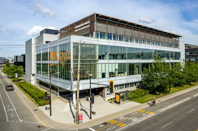 Plus de détails pour 2600 Rue William Tremblay, Montréal, QC - Bureau, Médical à louer