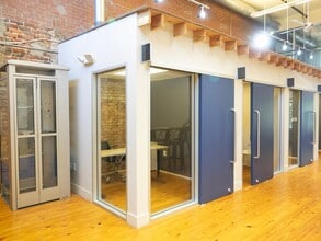 213 Fayetteville St, Raleigh, NC à louer Photo intérieure– Image 2 sur 14