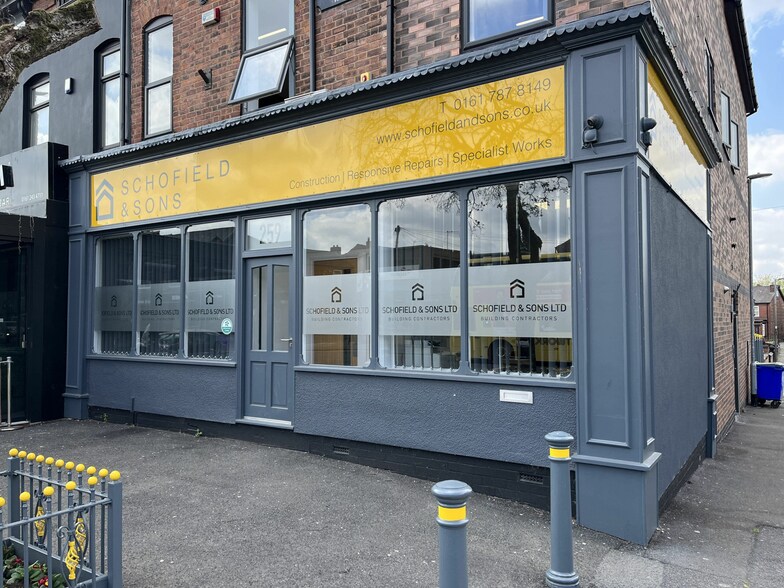259 Monton Road, Manchester à louer - Photo de l’immeuble – Image 2 sur 5