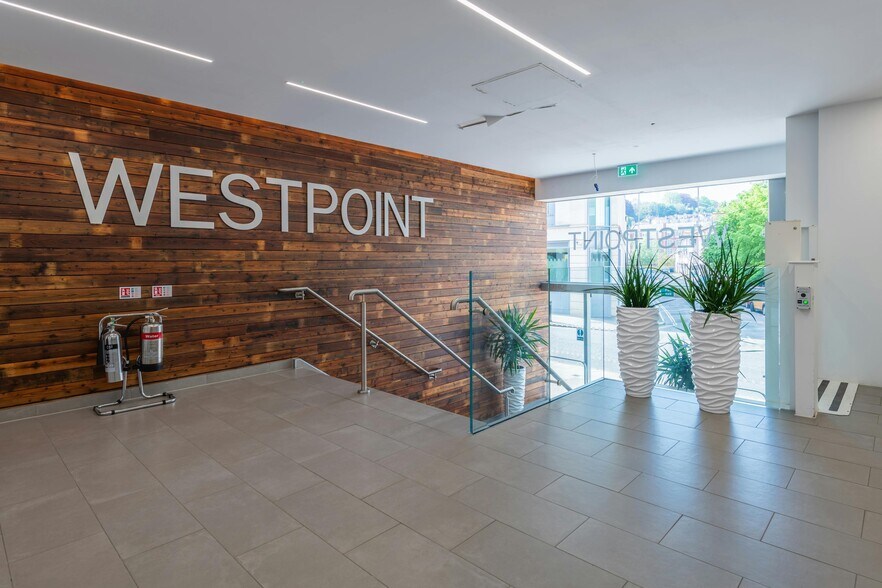 James St W, Bath à louer - Photo intérieure – Image 1 sur 13