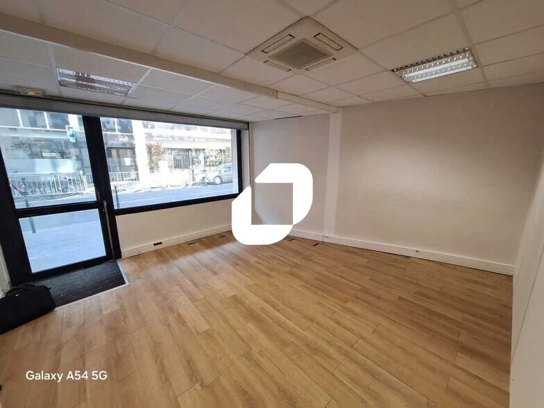 Bureau dans Boulogne-Billancourt à vendre - Photo de l’immeuble – Image 1 sur 5