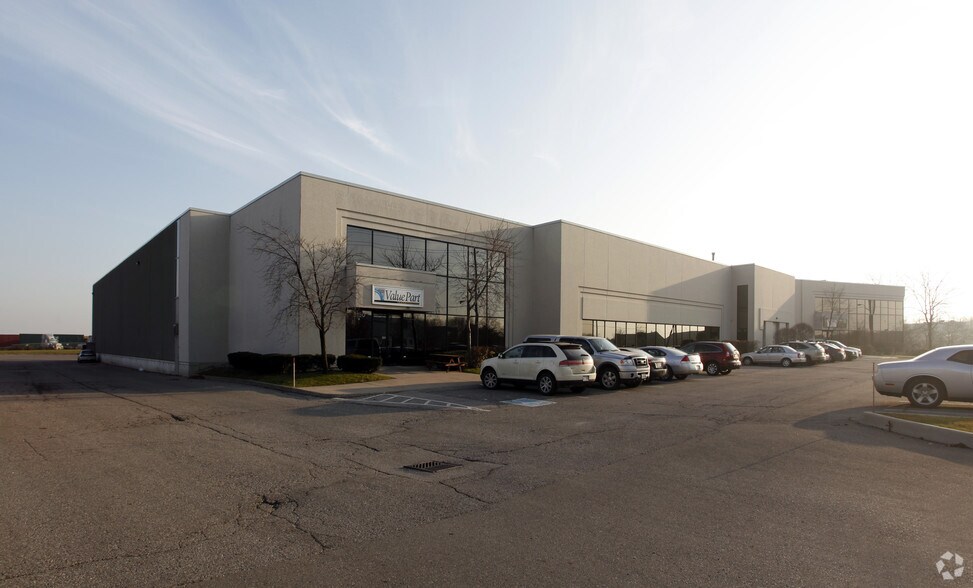 2150 Drew Rd, Mississauga, ON à louer - Photo de l’immeuble – Image 2 sur 3
