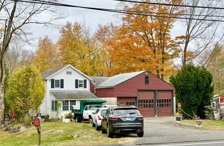 2856 Long Ridge Rd, Stamford, CT à vendre - Photo principale – Image 1 sur 7