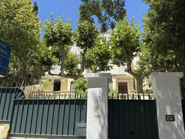 Plus de détails pour Bureau à vendre