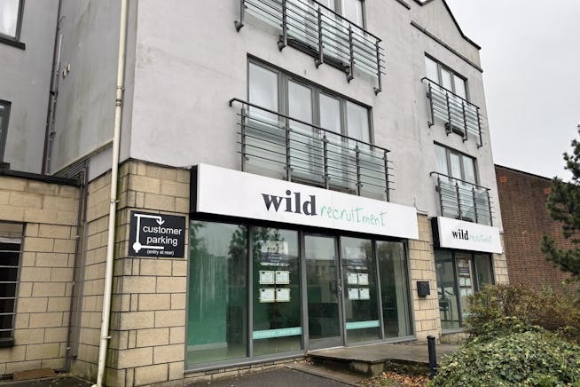 4 Wimborne Rd, Poole à louer - Photo de l’immeuble – Image 1 sur 1