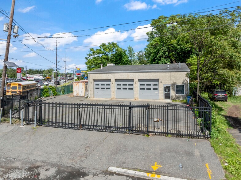 370 US Highway 1, Edison, NJ à vendre - Photo de l’immeuble – Image 1 sur 13