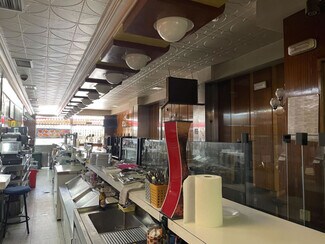 Plus de détails pour Local commercial à louer