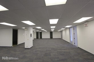 1800-1872 Brummel Ave, Elk Grove Village, IL à louer Photo intérieure– Image 2 sur 9