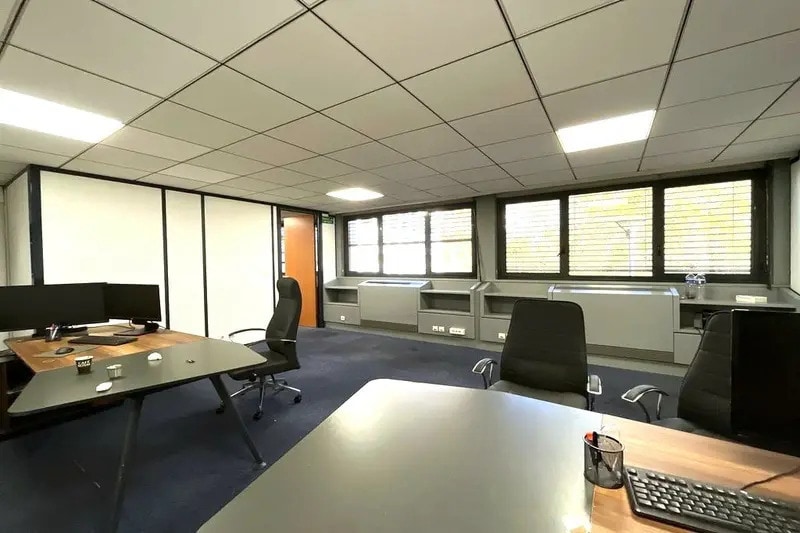 Bureau dans Lyon à louer - Photo de l’immeuble – Image 3 sur 13