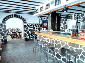 Local commercial dans Guadalajara, Guadalajara à louer Photo intérieure– Image 1 sur 10