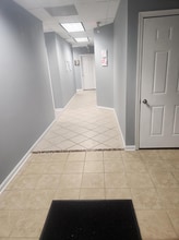 22196 Three Notch Rd, Lexington Park, MD à louer Photo de l’immeuble– Image 1 sur 6