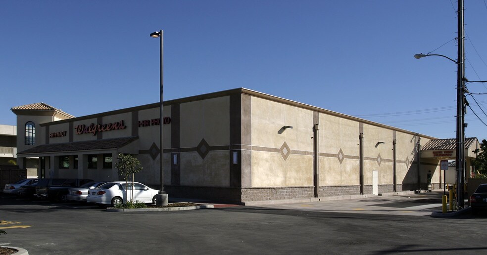 1501 W Whittier Blvd, Montebello, CA à vendre - Photo de l’immeuble – Image 2 sur 32