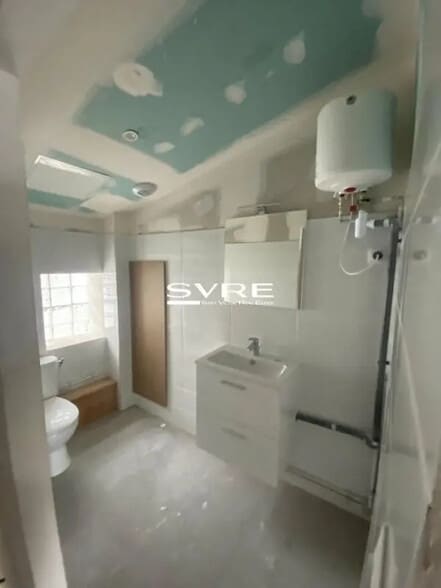 148 Rue Jean Mermoz, Marseille à louer - Photo de l’immeuble – Image 2 sur 7