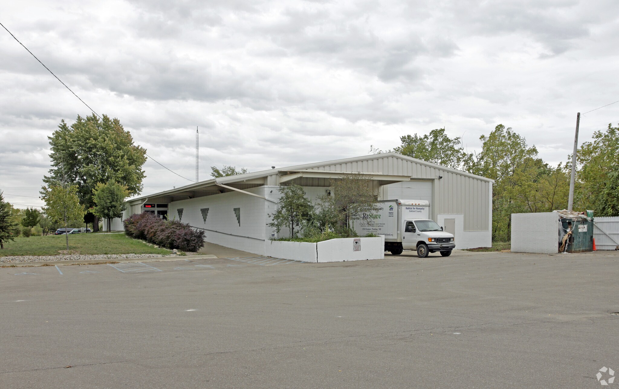 150 Osmun St, Pontiac, MI à louer Photo principale– Image 1 sur 4