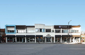 325-339 E Broadway, Vancouver, BC à louer Photo de l’immeuble– Image 1 sur 5