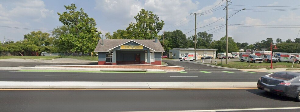 9001 Baltimore Ave, College Park, MD à vendre - Photo de l’immeuble – Image 2 sur 6