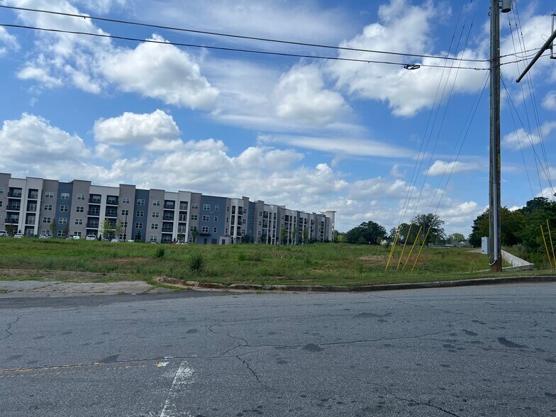 3590 Cherokee St NW, Kennesaw, GA à vendre - Photo principale – Image 1 sur 3