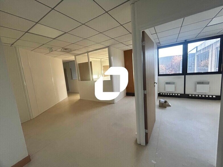 Bureau dans Argenteuil à vendre - Photo intérieure – Image 2 sur 24