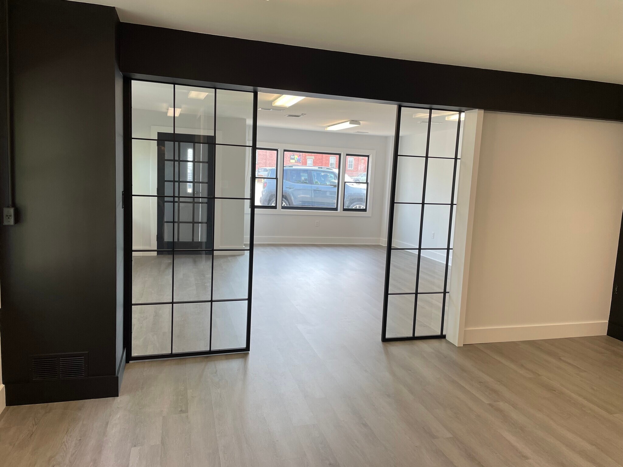 85 Ten Broeck Ave, Kingston, NY à louer Photo intérieure– Image 1 sur 11