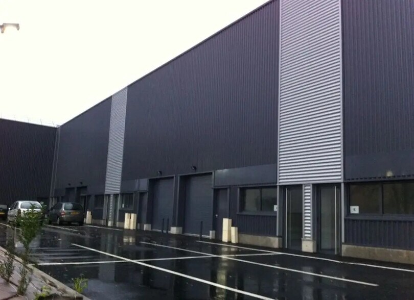 94500 Champigny-Sur-Marne, Champigny-sur-Marne à louer - Photo de l’immeuble – Image 1 sur 8
