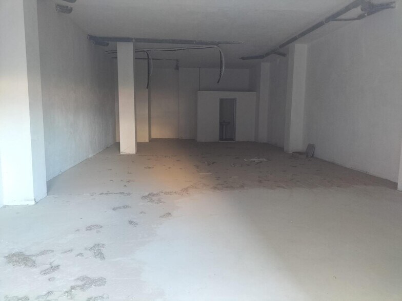 Local commercial dans Callosa de Segura, Alicante à vendre - Photo intérieure – Image 2 sur 2