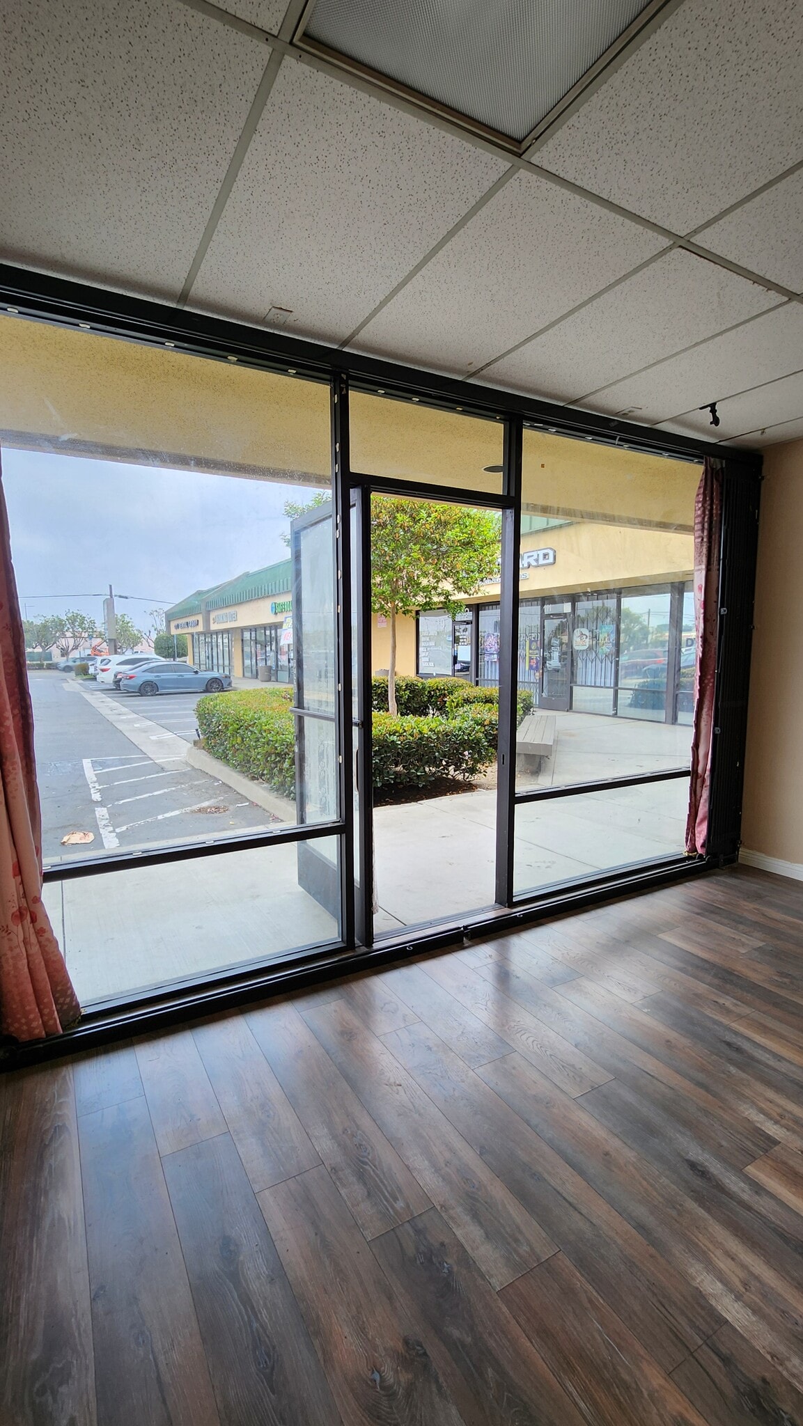 2150 E South St, Long Beach, CA à louer Photo intérieure– Image 1 sur 5