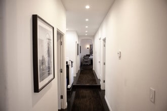 6525 W Sunset Blvd, Los Angeles, CA à louer Photo intérieure– Image 1 sur 5