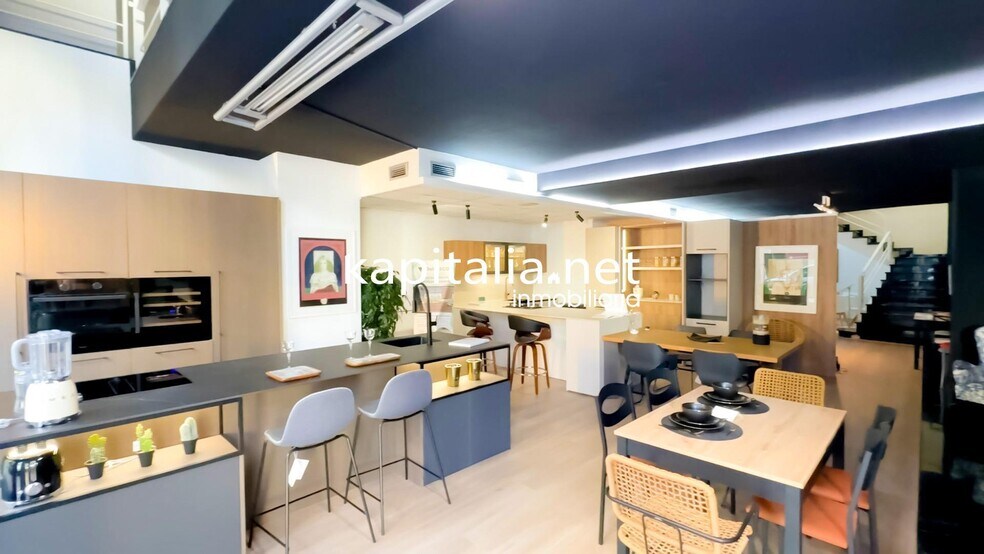 Local commercial dans Ontinyent, Valencia à louer - Photo de l’immeuble – Image 2 sur 18