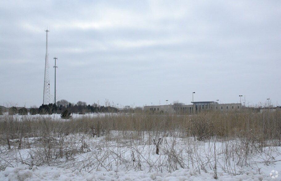 Aberdeen Ct. & Bethany Rd, Sycamore, IL à vendre - Photo de l’immeuble – Image 2 sur 5