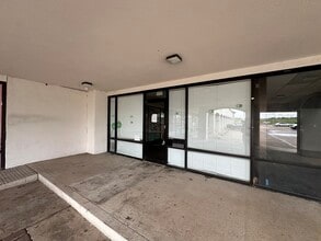 15965 Westheimer Rd, Houston, TX à louer Photo intérieure– Image 1 sur 8