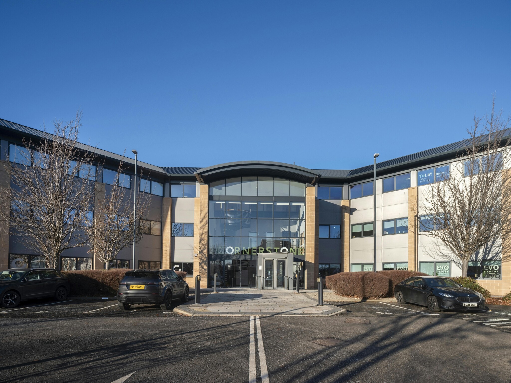 60 South Gyle Crescent, Edinburgh à louer Photo de l’immeuble– Image 1 sur 10