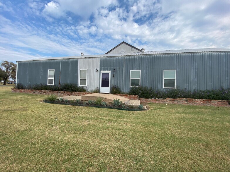 202 N Ashwood Ave, Marietta, OK à vendre - Photo de l’immeuble – Image 3 sur 16