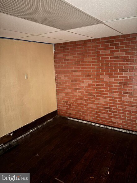 2225 Saint Paul St, Baltimore, MD à vendre - Photo de l’immeuble – Image 2 sur 18