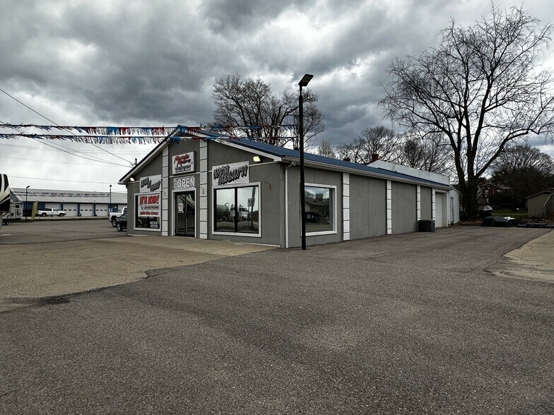25935 State Route 7, Marietta, OH à louer - Photo de l’immeuble – Image 3 sur 13