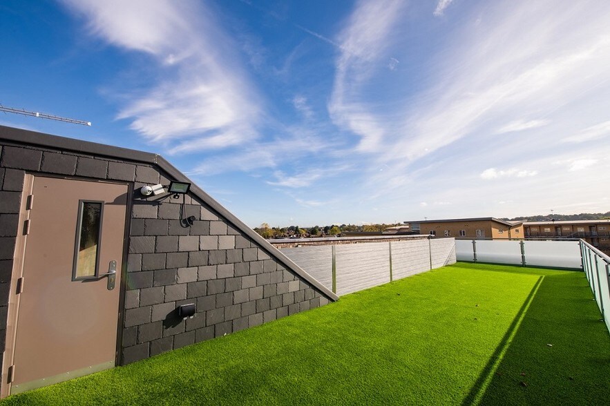 Station Rd, Borehamwood à louer - Photo de l’immeuble – Image 3 sur 4