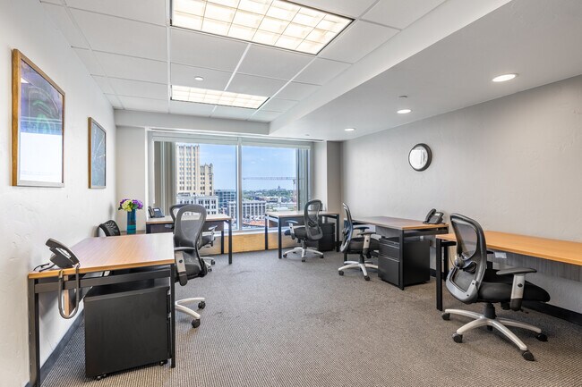 Plus de détails pour 101 Park Ave, Oklahoma City, OK - Coworking à louer