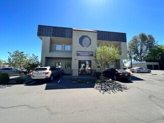 Plus de détails pour 804 E Cypress Ave, Redding, CA - Bureau à vendre