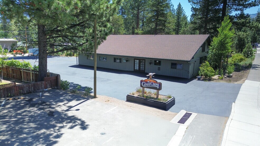 807 Emerald Bay Rd, South Lake Tahoe, CA à vendre - Photo de l’immeuble – Image 3 sur 32