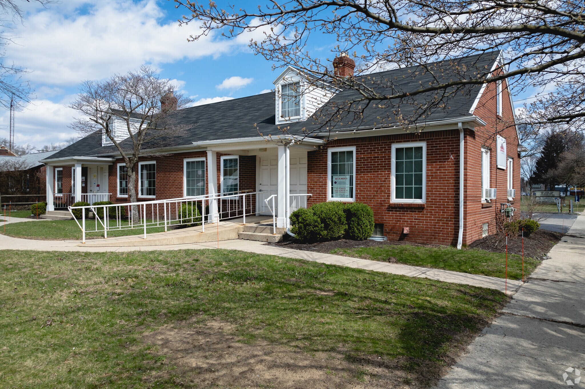 2800 W Central Ave, Toledo, OH à louer Photo de l’immeuble– Image 1 sur 3