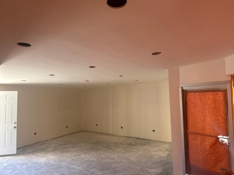 5521 El Cajon Blvd, San Diego, CA à louer - Photo de l’immeuble – Image 2 sur 12